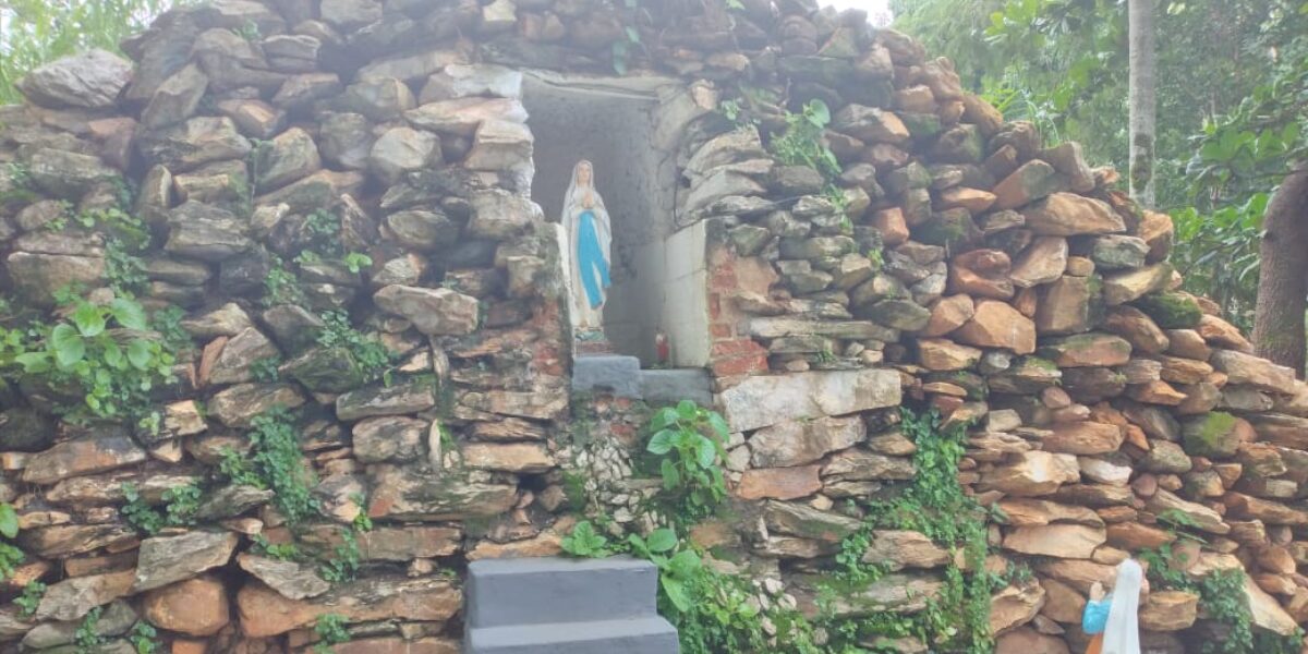 HDS restaura gruta com imagem de Nossa Senhora de Lourdes