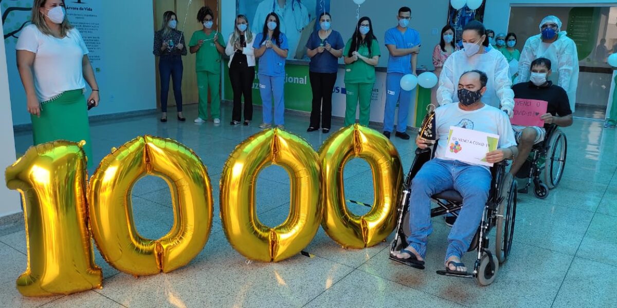 Hospital Regional de Luziânia celebra mil altas de pacientes recuperados da Covid-19