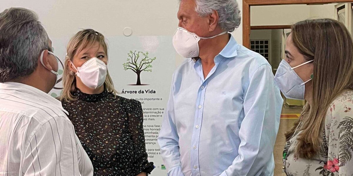 Govenador visita Hospital de Formosa, onde destaca melhorias