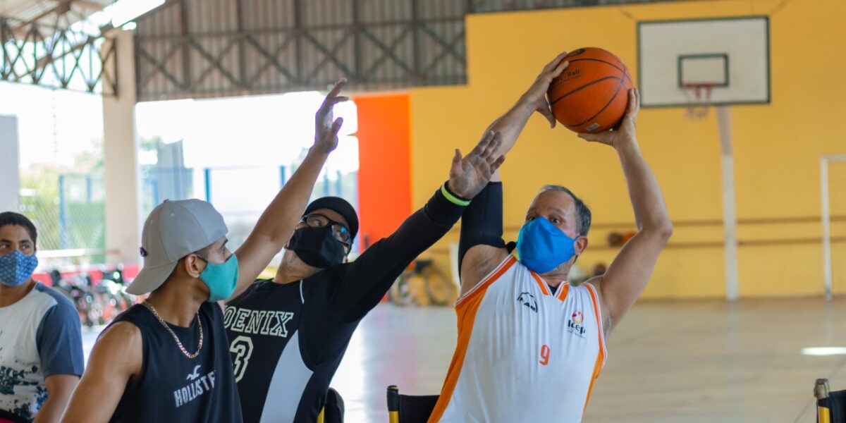 Crer promove reabilitação física e inclusão social com basquete em cadeira de rodas 