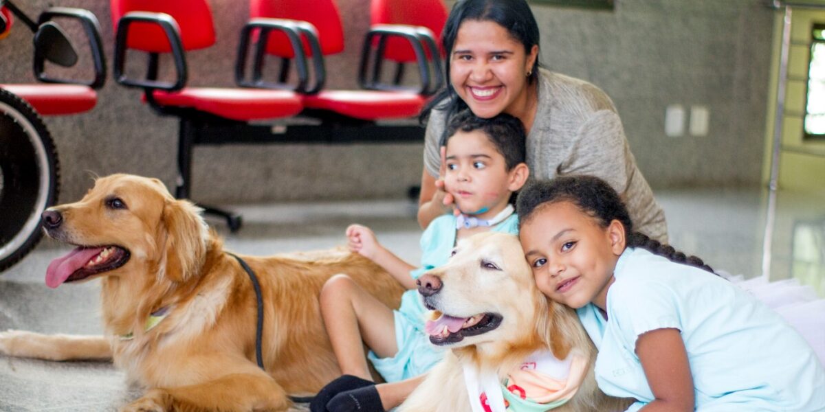 Crer recebe visita de cães terapeutas nesta quinta-feira