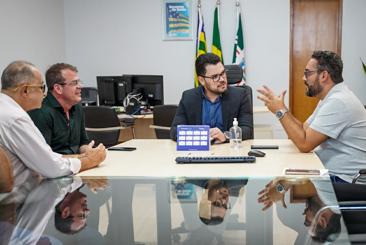 Reunião com o deputado estadual Virmondes Cruvinel – 08/04/2024