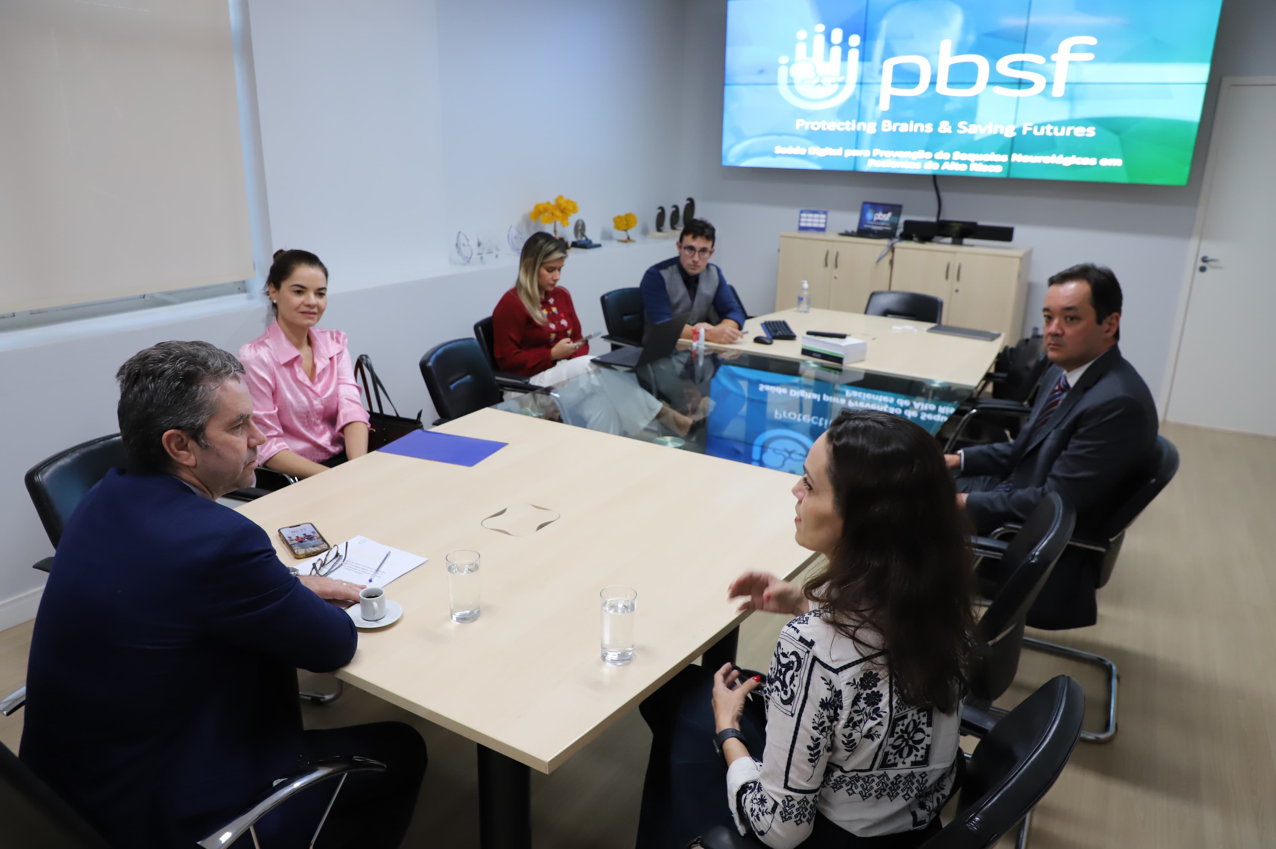Reunião com representantes da Sociedade Goiana de Pediatria e com a representante do Coreme da Superintendência da Escola de Saúde de Goiás – 22/04/2024