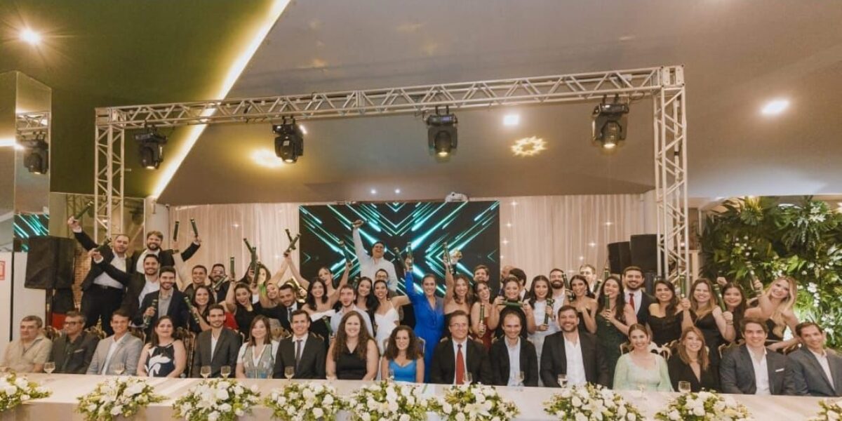 Programa de residência do Hugo forma 37 novos especialistas médicos