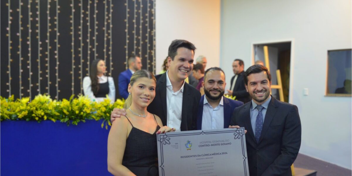 HCN forma primeira turma de residentes em Clínica Médica