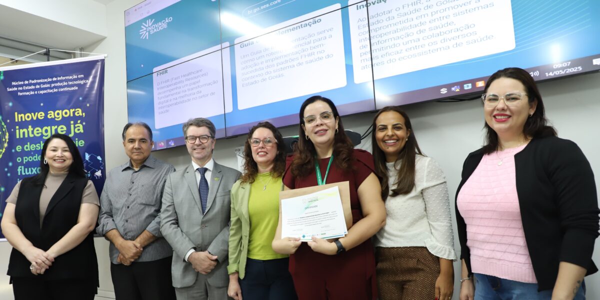 Entrega de certificados dos cursos sobre Modelos de Informação em Saúde – 14/05/2025