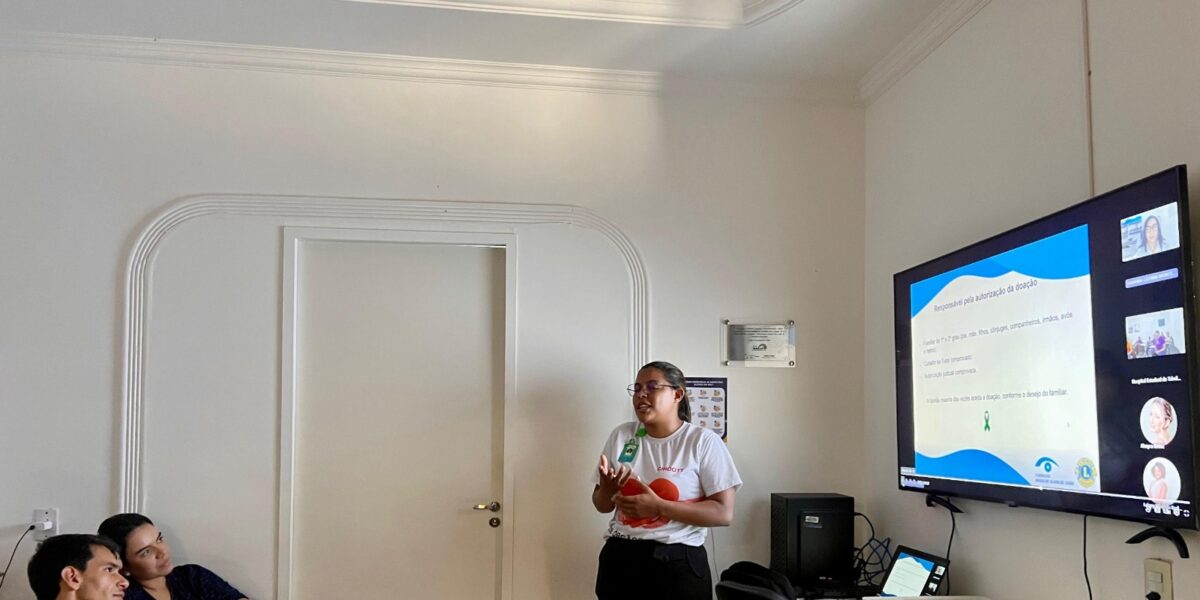 Hetrin promove capacitação sobre avaliação de doadores de tecidos oculares