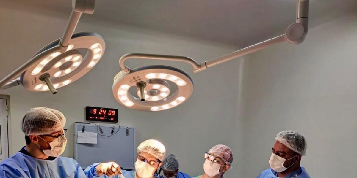 Hugo realiza neurocirurgias inéditas de alta complexidade