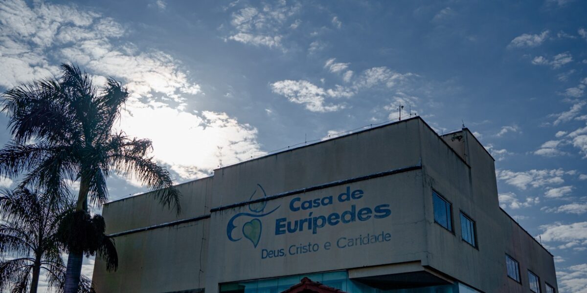 SES reforça compromisso para fortalecimento da saúde mental em visita à Casa de Eurípedes