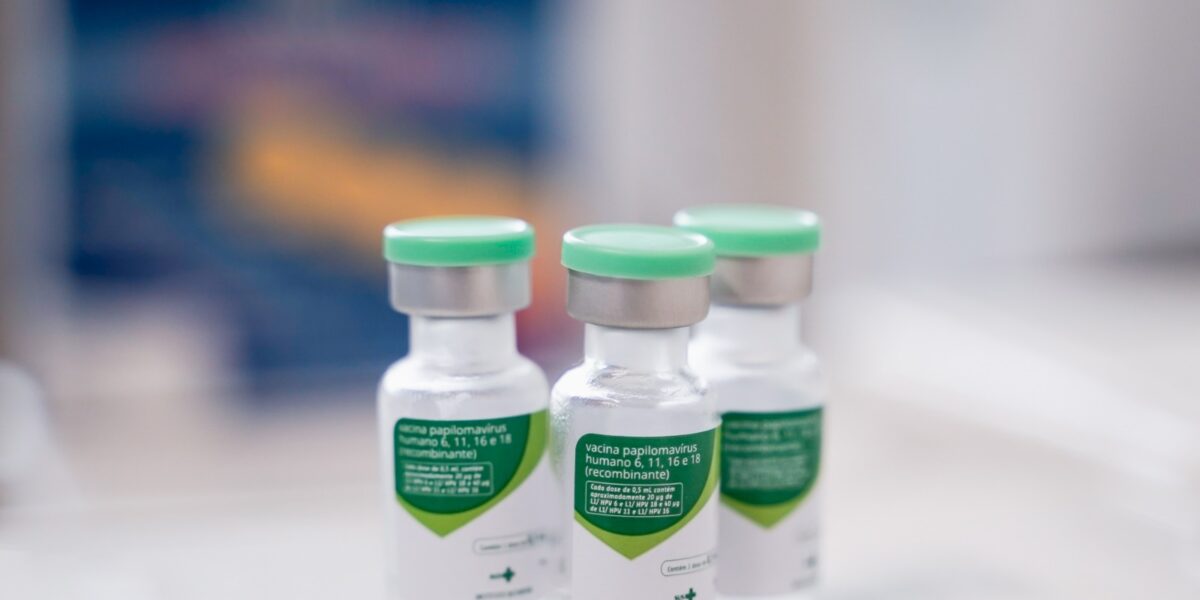 Vacina contra HPV está disponível para adolescentes de 15 a 19 anos até dezembro