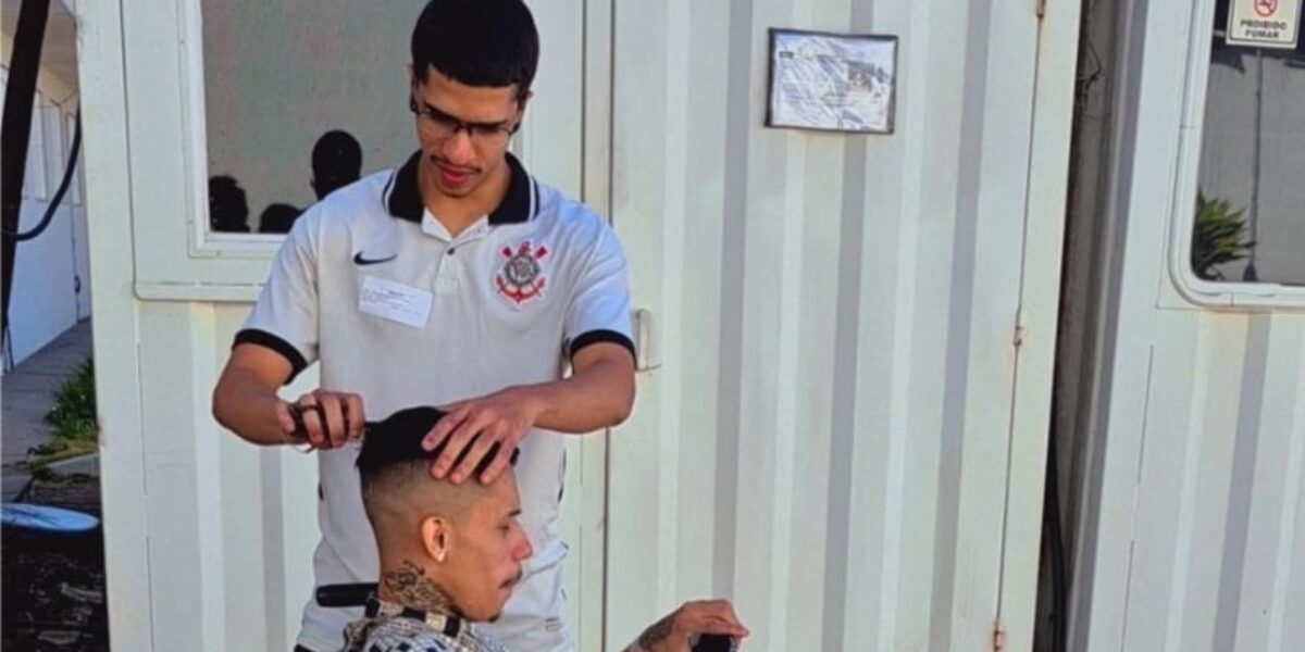 Heapa recebe voluntários para corte de cabelo de pacientes internados