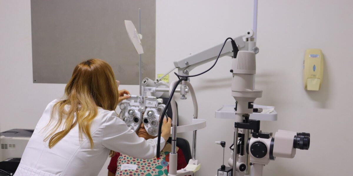 Novo equipamento reforça atendimento em oftalmologia no HDS