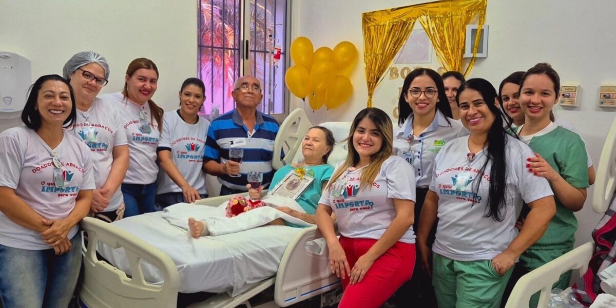 Hospital Estadual de Aparecida de Goiânia celebra Bodas de Ouro de paciente internada