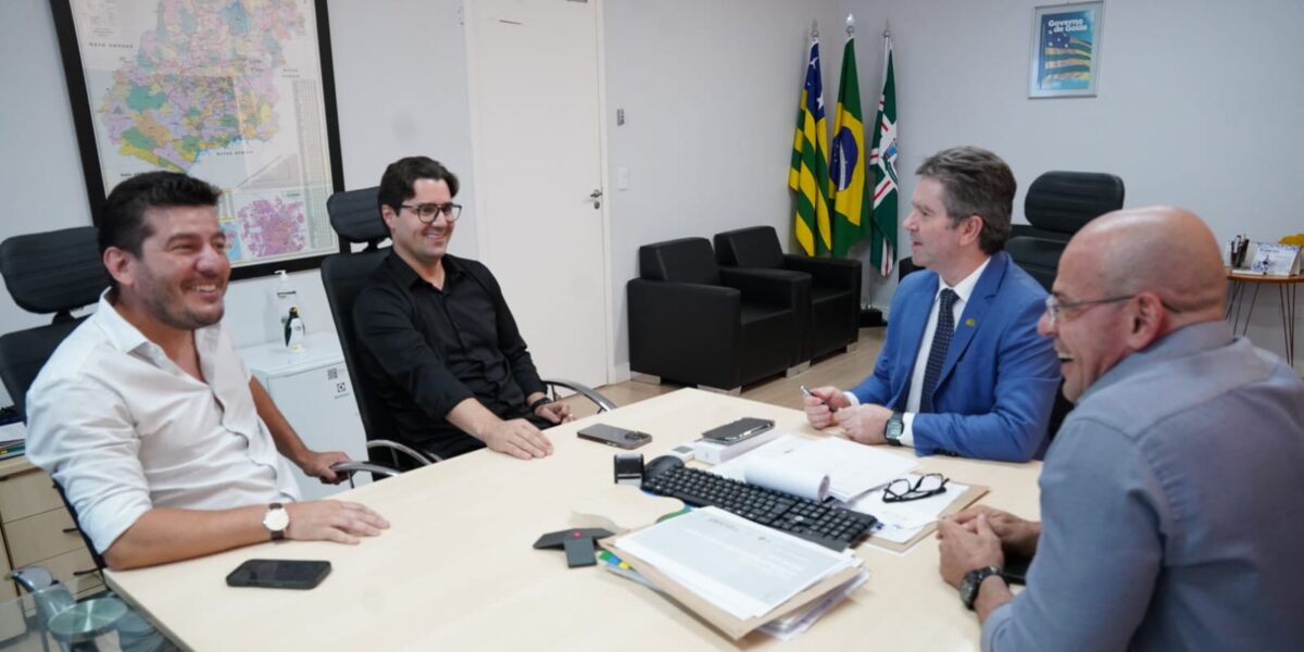 Secretário recebe a visita do deputado estadual Henrique César – 03/12/2025