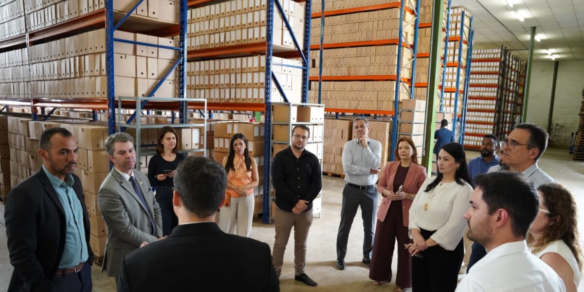 Gestores da SES acompanham avanço na digitalização dos prontuários médicos dos pacientes do SUS – 07/01/2026