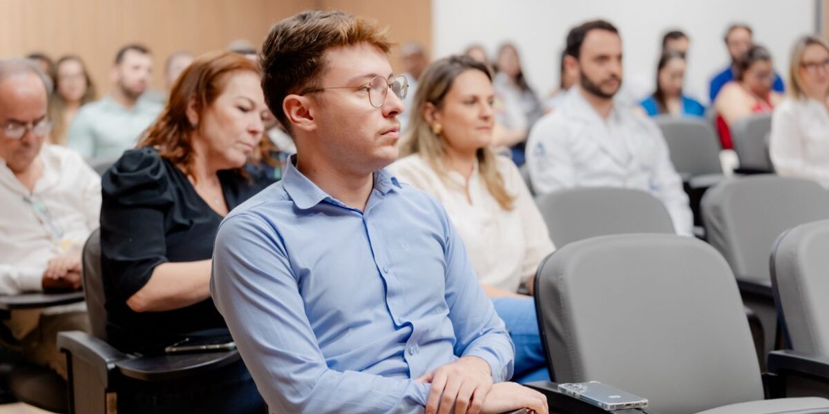 Escola de Saúde de Goiás lança editais com oportunidades para docentes e discentes