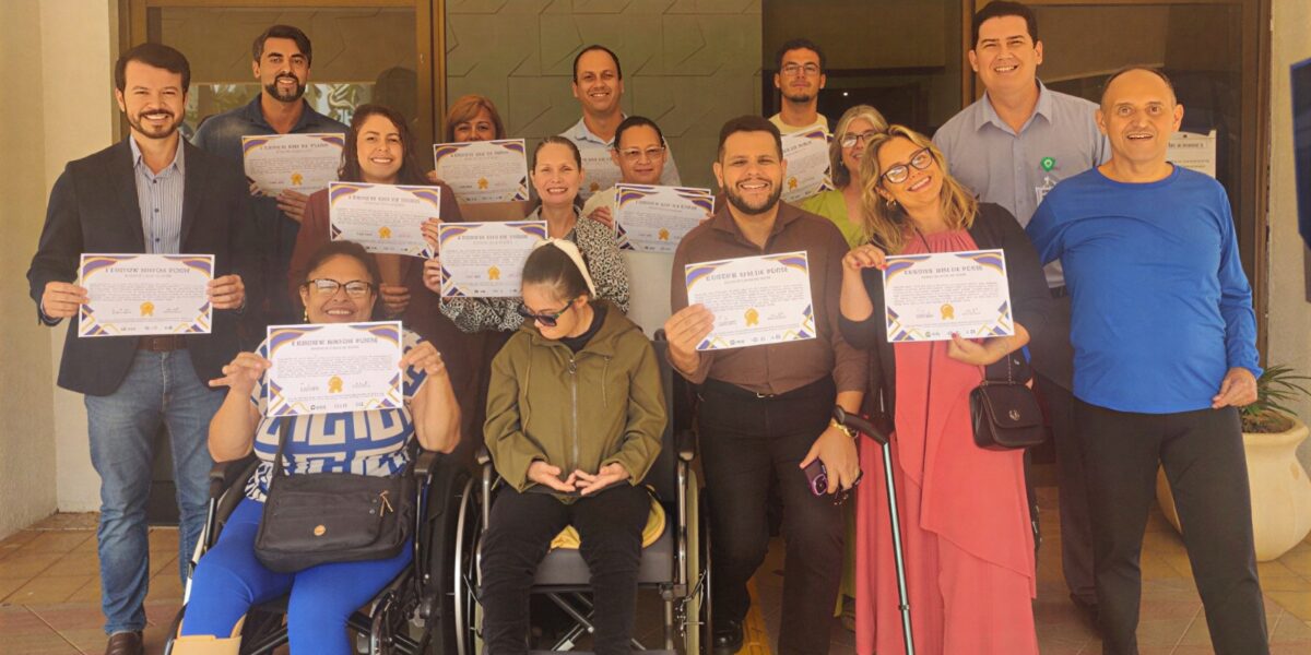 Conselho Local de Saúde do Crer participa de posse e capacitação da CMS de Goiânia