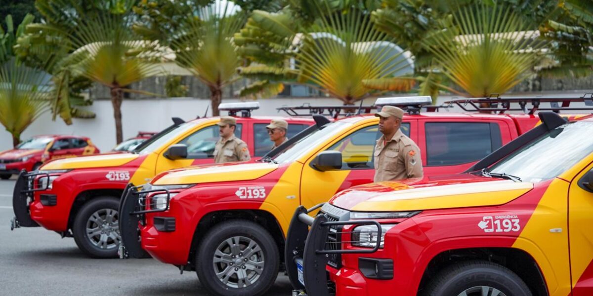 SES-GO repassa seis Veículos de Suporte Avançado para o Corpo de Bombeiros