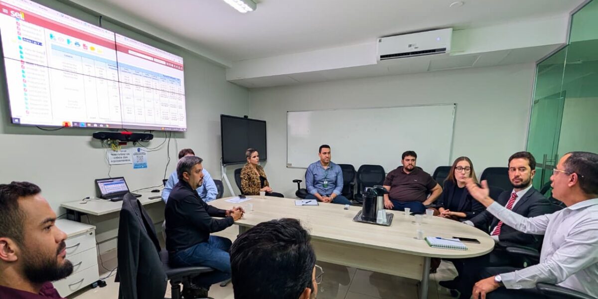 SES recebe comitiva de Rio Verde para compartilhar experiência em gestão de contratos na saúde