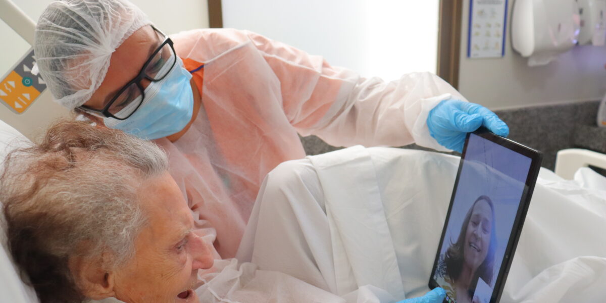 HDS promove reencontro virtual entre mãe e filha em ação de humanização