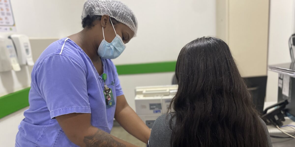 Hospital Estadual de Formosa alerta população sobre riscos de acidentes com abelhas