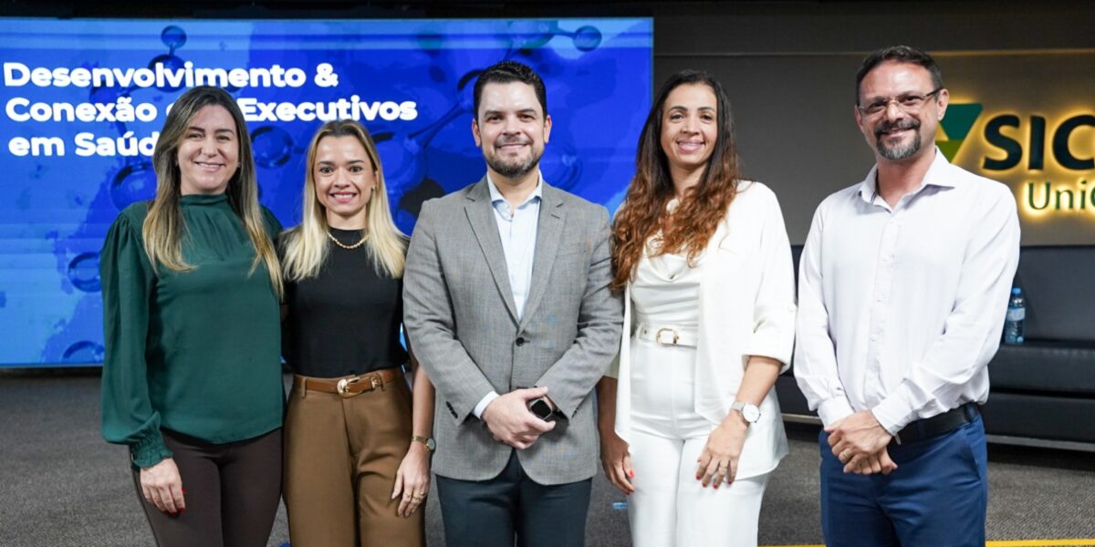 Gestores da SES debatem uso da inteligência artificial em evento de executivos em saúde