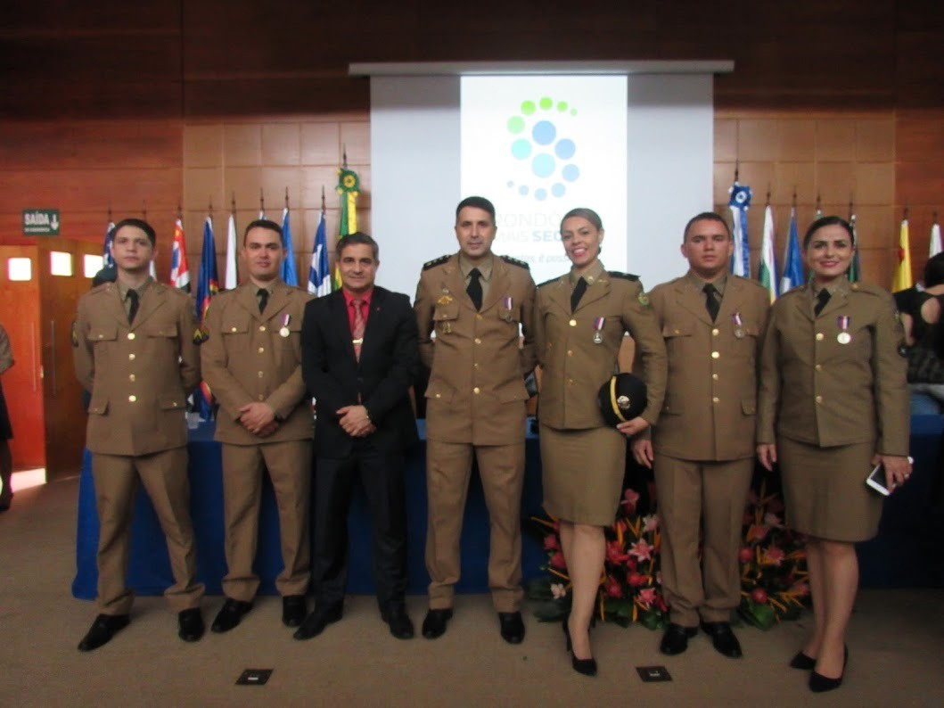Policiais Militares Goianos São Agraciados Com A Maior Honraria Do Estado De Rondônia