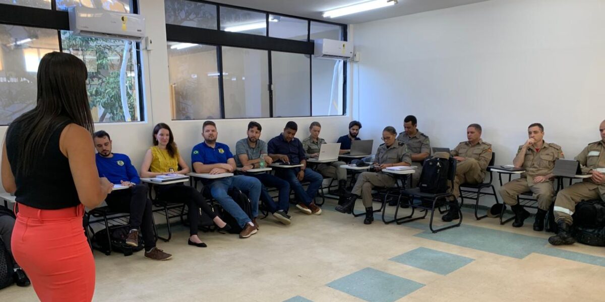 Agentes de segurança de Goiás participam de curso de capacitação promovido pelo MJSP