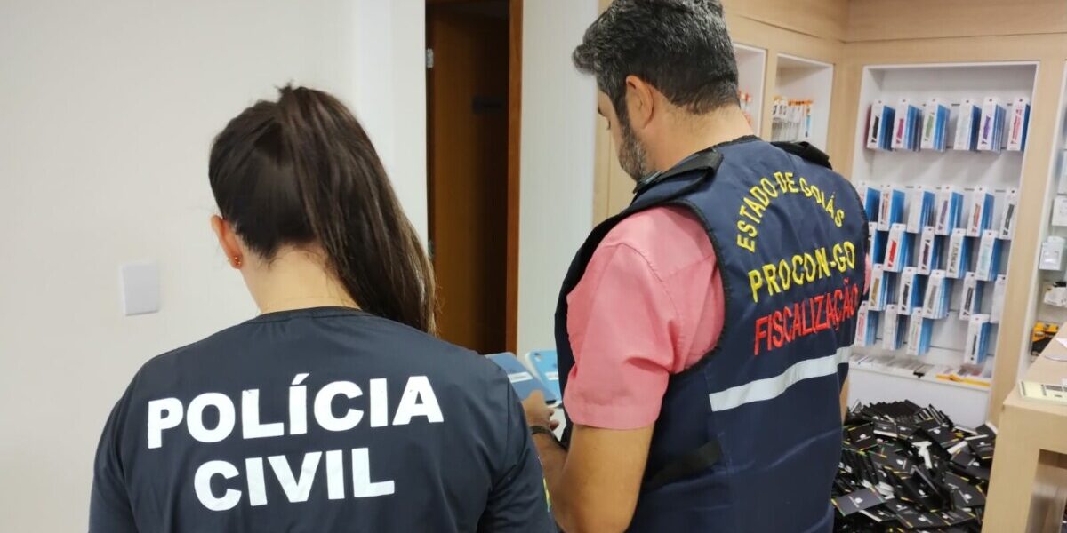 PCGO e Procon Goiás cumprem buscas em operação conjunta em lojas de Goiânia