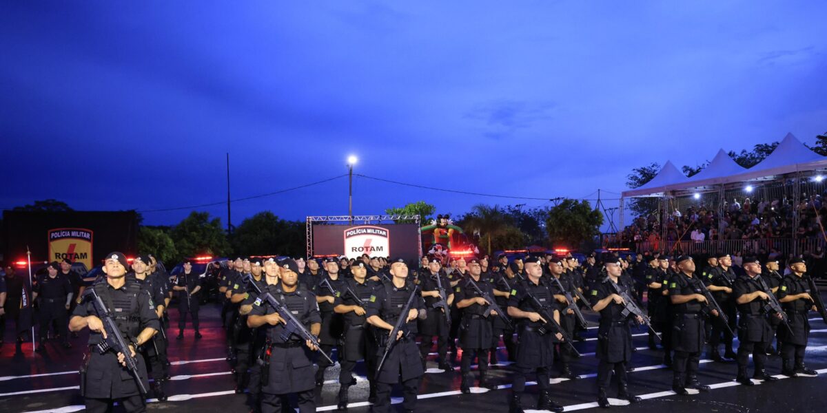 Com presença de Caiado, Rotam conclui formação de 45 novos policiais