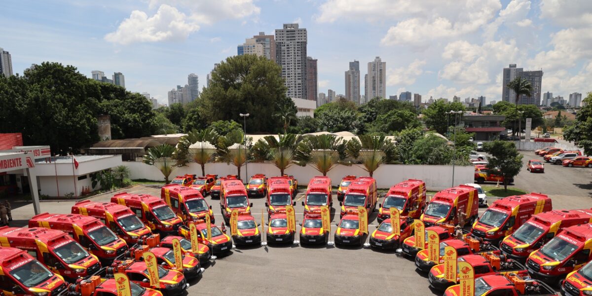 Corpo de Bombeiros Militar do Estado Goiás recebe novas viaturas em solenidade comemorativa