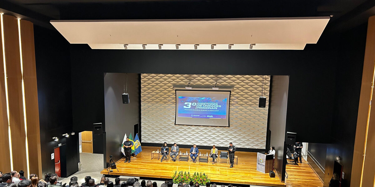 Policiais penais de Goiás participam do 3º Encontro Nacional de Diretores de Unidades Prisionais, em Brasília