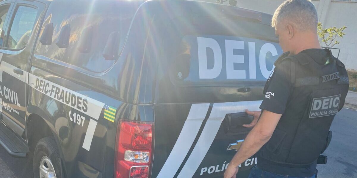 PCGO prende dupla em flagrante por tentar abrir contas bancárias com documentos falsos