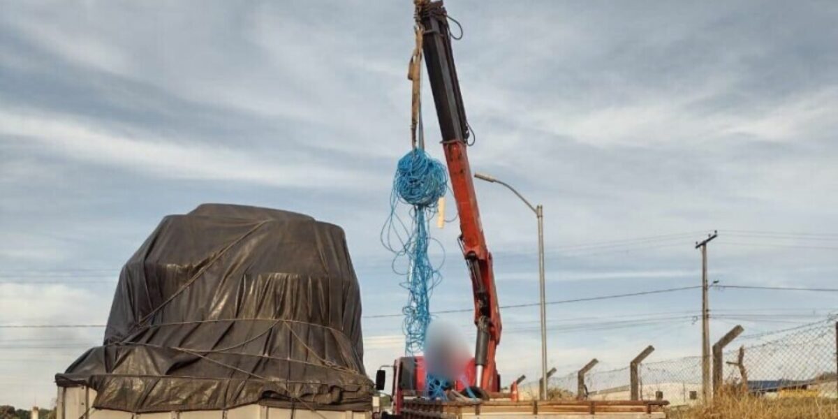 Polícia Civil recupera carga de bobinas de fio de cobre furtadas na BR-153, em Aparecida de Goiânia