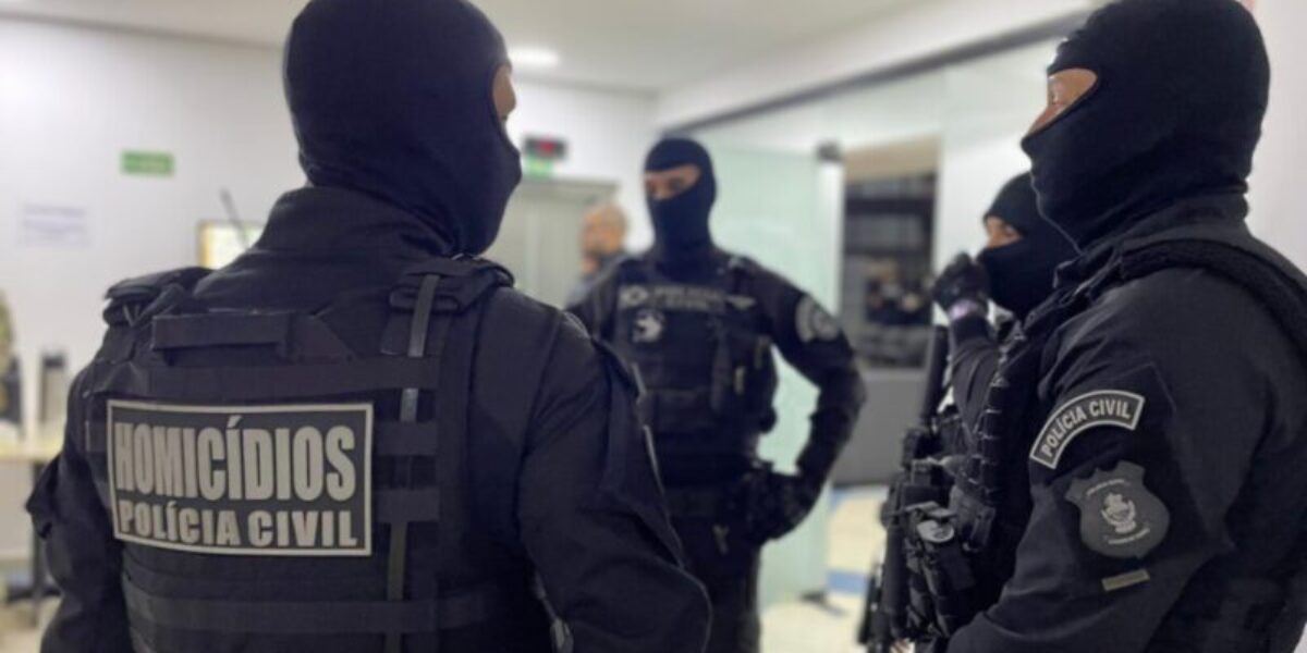 PCGO prende quatro investigados por execução com tiro e facão após emboscada em Goiânia