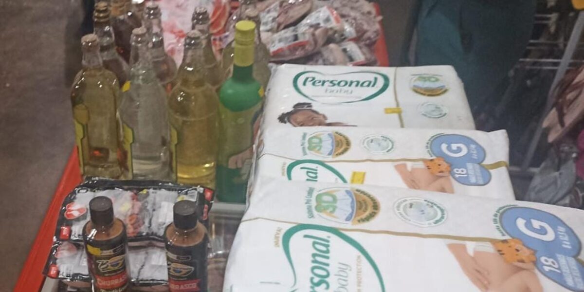 Em supermercados de Varjão, Procon Goiás apreende quase 110 quilos de produtos impróprios