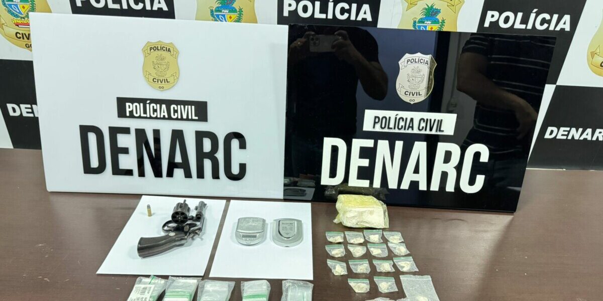 PCGO prende dupla em flagrante por tráfico de drogas e porte de arma em lava-jato utilizado como “boca de fumo”