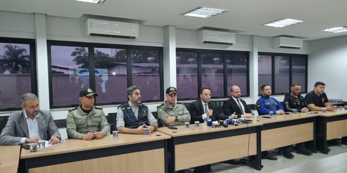 Forças de segurança prendem 32 pessoas após foguetório em Goiás