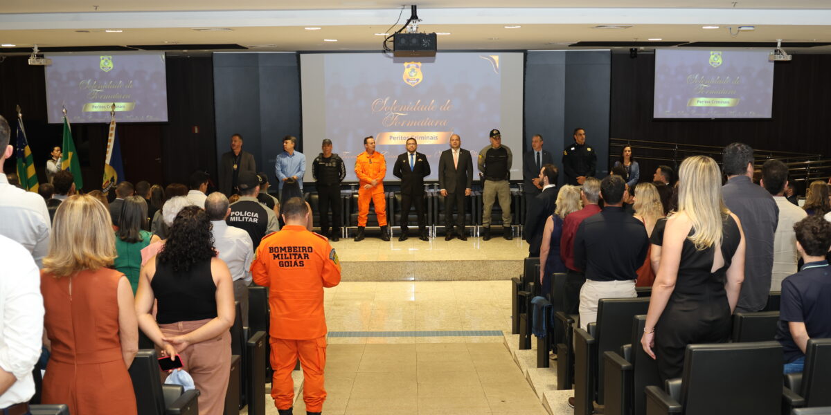 Polícia Científica de Goiás forma 22 novos peritos criminais