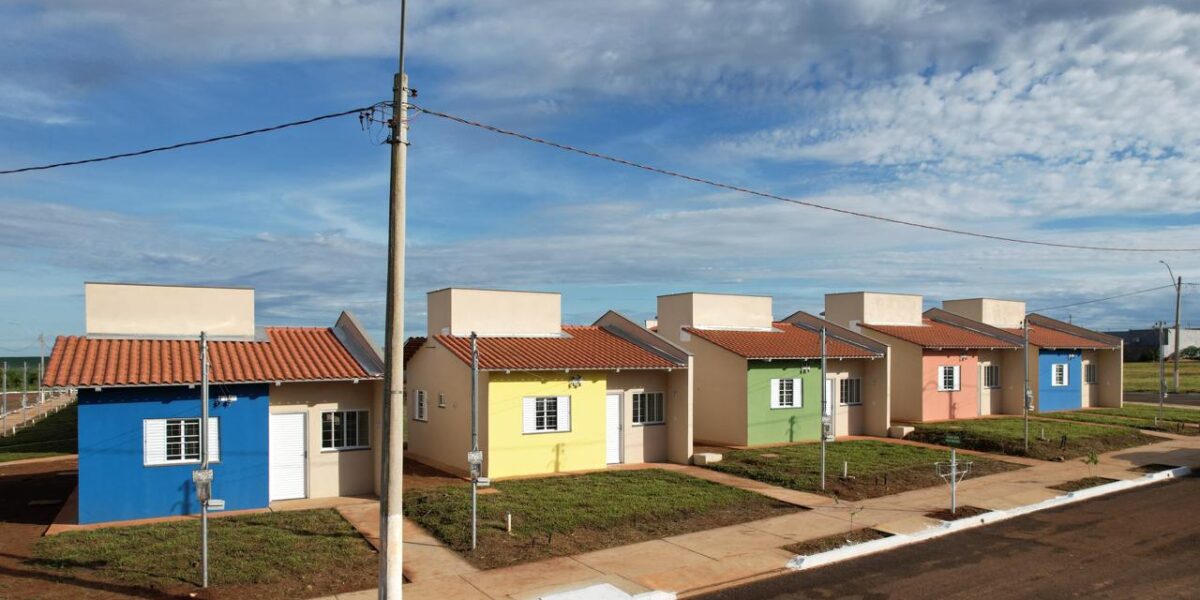 Governo de Goiás abre inscrições para 819 casas a custo zero em 18 municípios