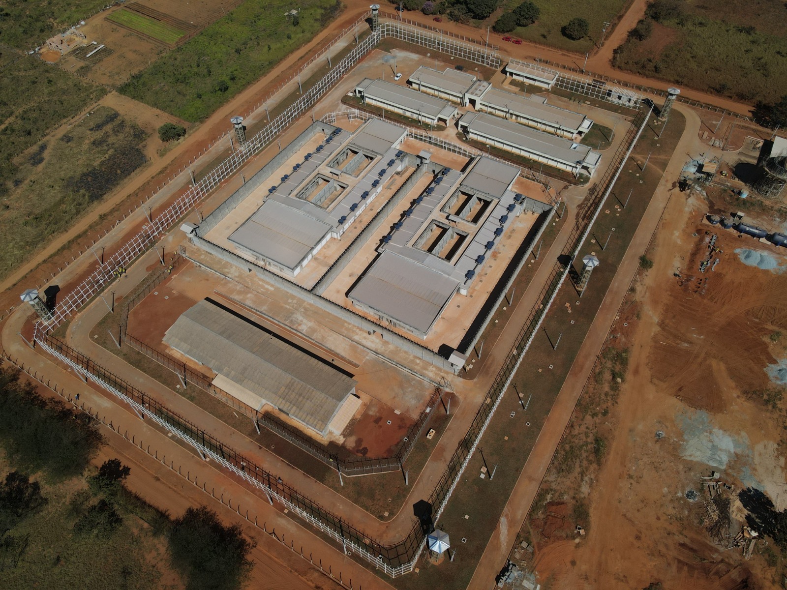 Unidade prisional de Novo Gama terá quatro alas com 75 vagas em cada, além de áreas administrativas, de saúde, de segurança, de manutenção e vivência coletiva