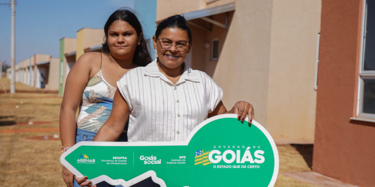 Agehab entrega 50 casas a custo zero em Britânia