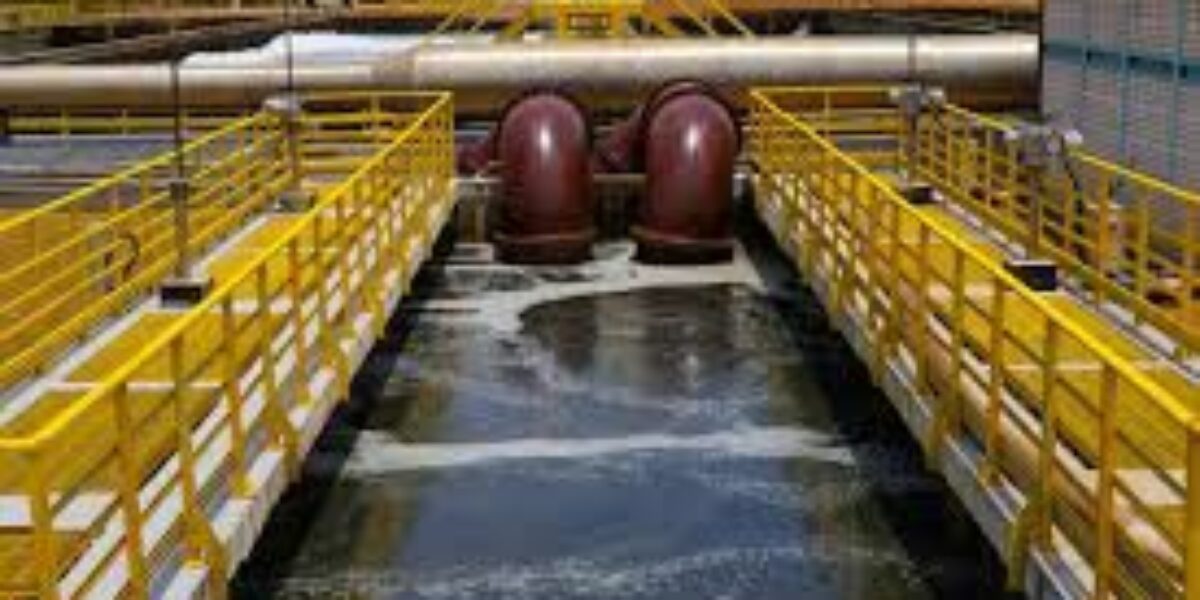 Governo de Goiás publica edital de leilão para universalização do tratamento de esgoto 