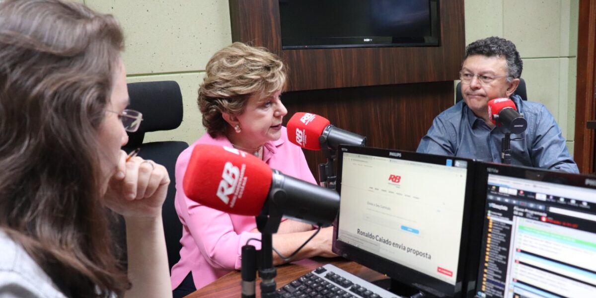 Lúcia Vânia destaca tripé da assistência social em Goiás na Bandeirantes 820