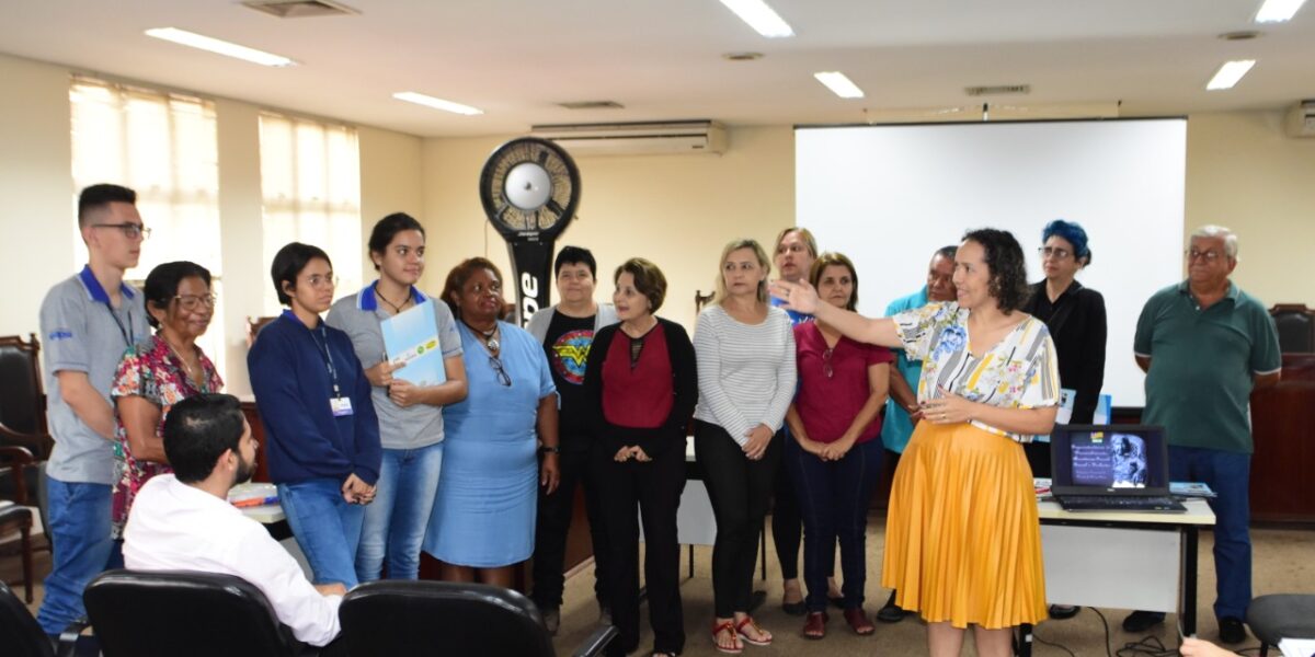 Seds realiza apresentação dos programas Criança Feliz e Estratégia Brasil Amigo da Pessoa Idosa aos servidores