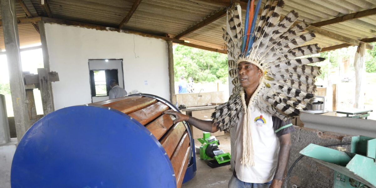Goiás Social entrega equipamentos para comunidade indígena dos Tapuias em Rubiataba