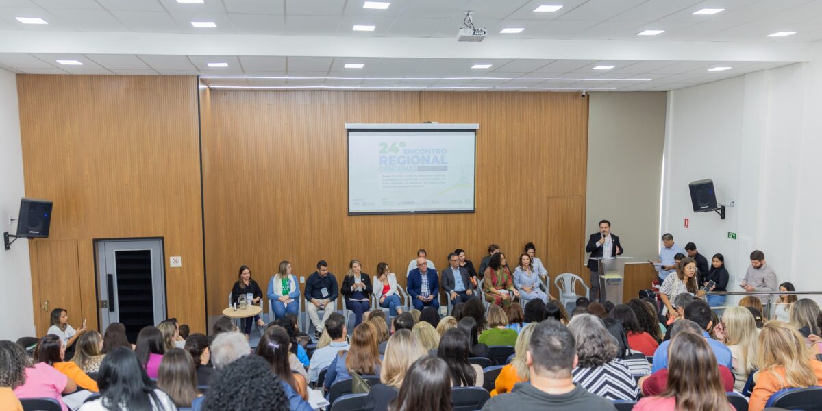 Seds participa de encontro para discutir políticas de assistência social no Centro-Oeste