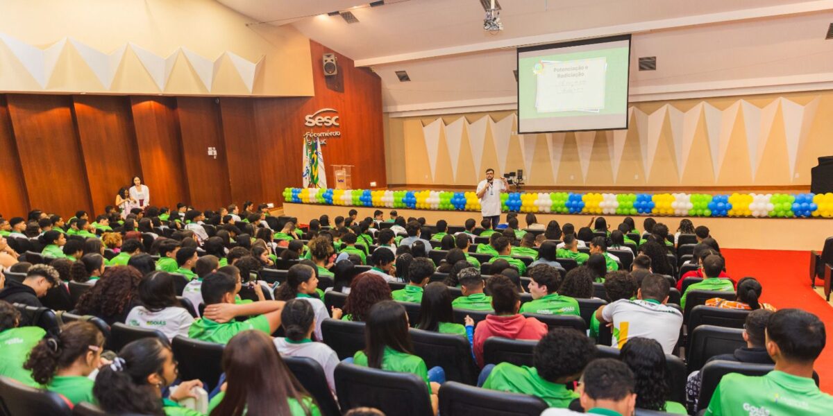 Aprendizes da Matemática seleciona 50 jovens para prova presencial