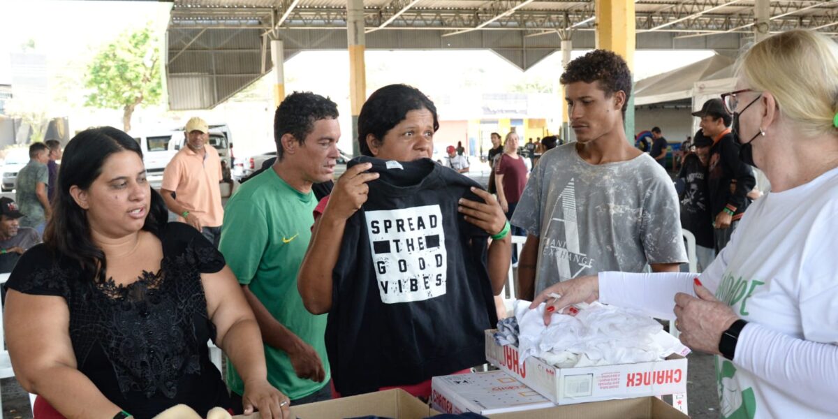 Governo de Goiás atende mais de 200 pessoas na 8ª edição do Dignidade na Rua