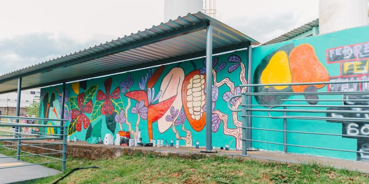 Goiás Social promove oficina de grafite para adolescentes do Case Goiânia